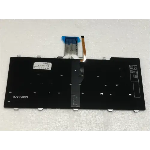 Hình ảnh thực tế thứ 2 của  XPS 9250 (Cáp dài hơn E7270)
