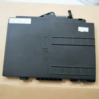 ảnh phóng to đại diện của  Pin laptop HP EliteBook 820 G4