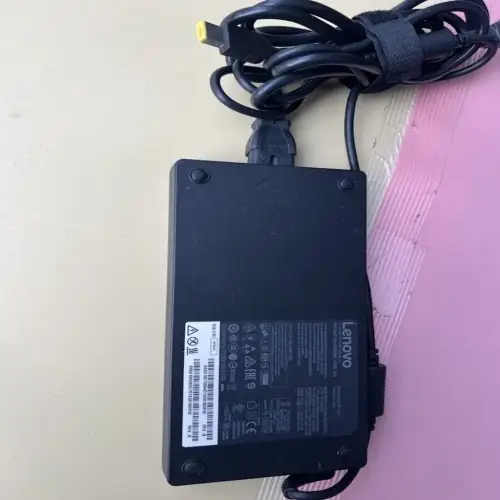 Hình ảnh thực tế thứ 3 của  Sạc Lenovo 42125