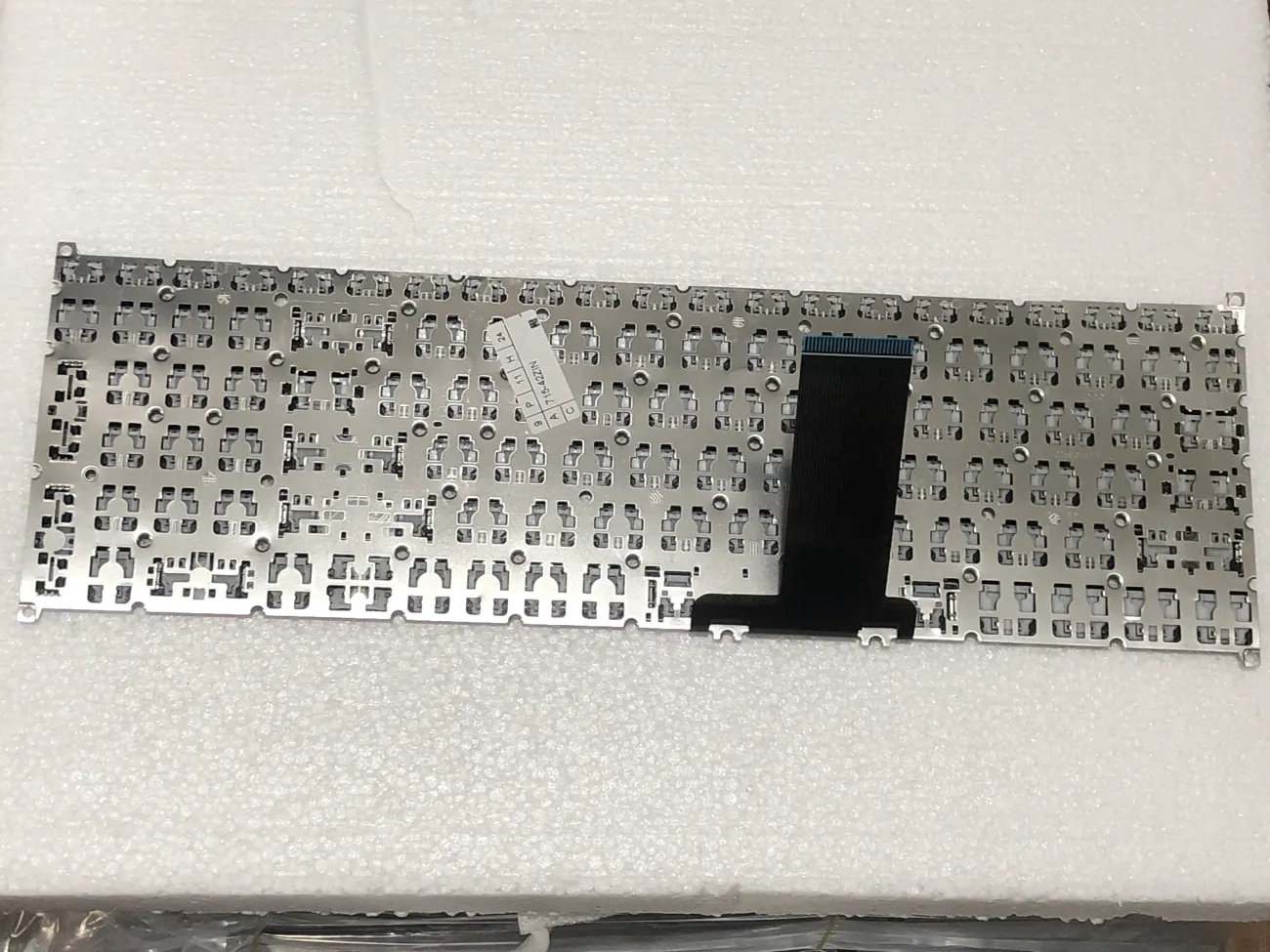 Bàn phím Acer Aspire 3 A317-32, A317-33, A317-51, A317-52 ZIN, Aspire 7 A715-41, A715-42, A715-74, A715-75, S50-40 mặt sau