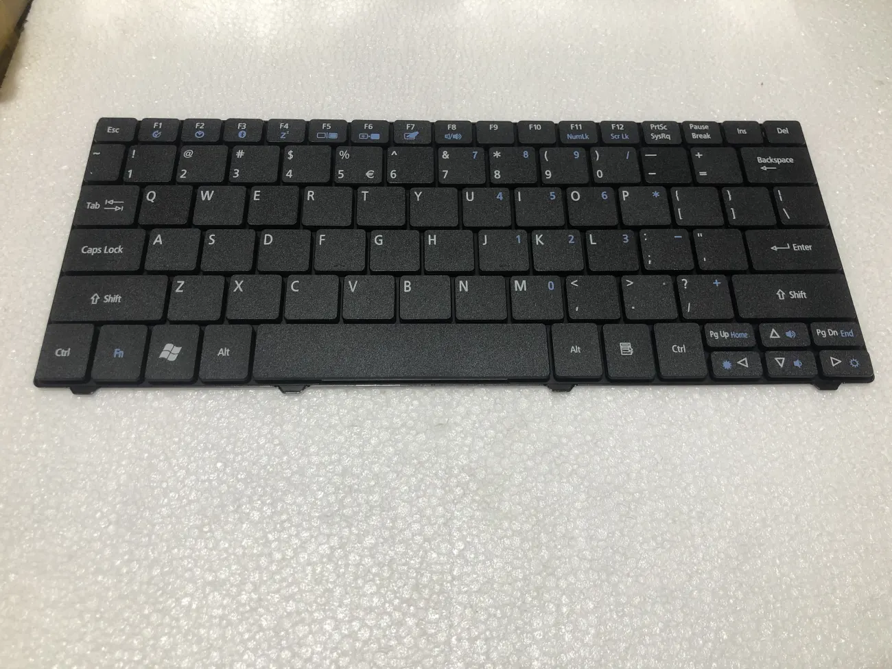 Bàn phim ACER 751/752 ĐEN - Aspire One 200 721 722 751 752 753 AO721 AO722 AO751 AO751 1410 1430 1551 1810 1830, Gateway EC19C ZA3 ZA5 ZH7 mặt trước
