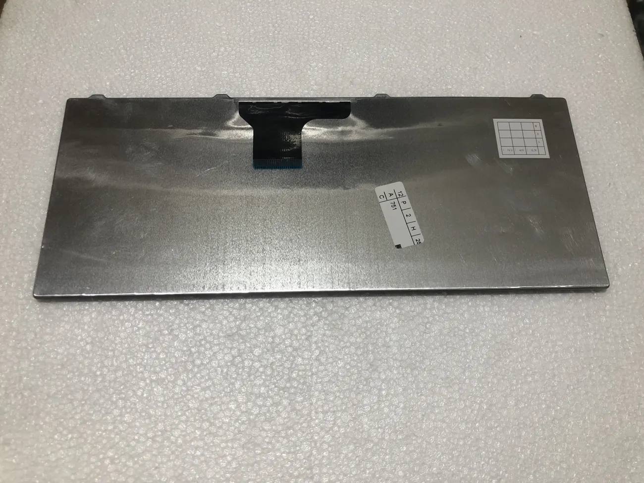 Bàn phím ACER 751/752 ĐEN - Aspire One 200 721 722 751 752 753 AO721 AO722 AO751 AO751 1410 1430 1551 1810 1830, Gateway EC19C ZA3 ZA5 ZH7 mặt sau