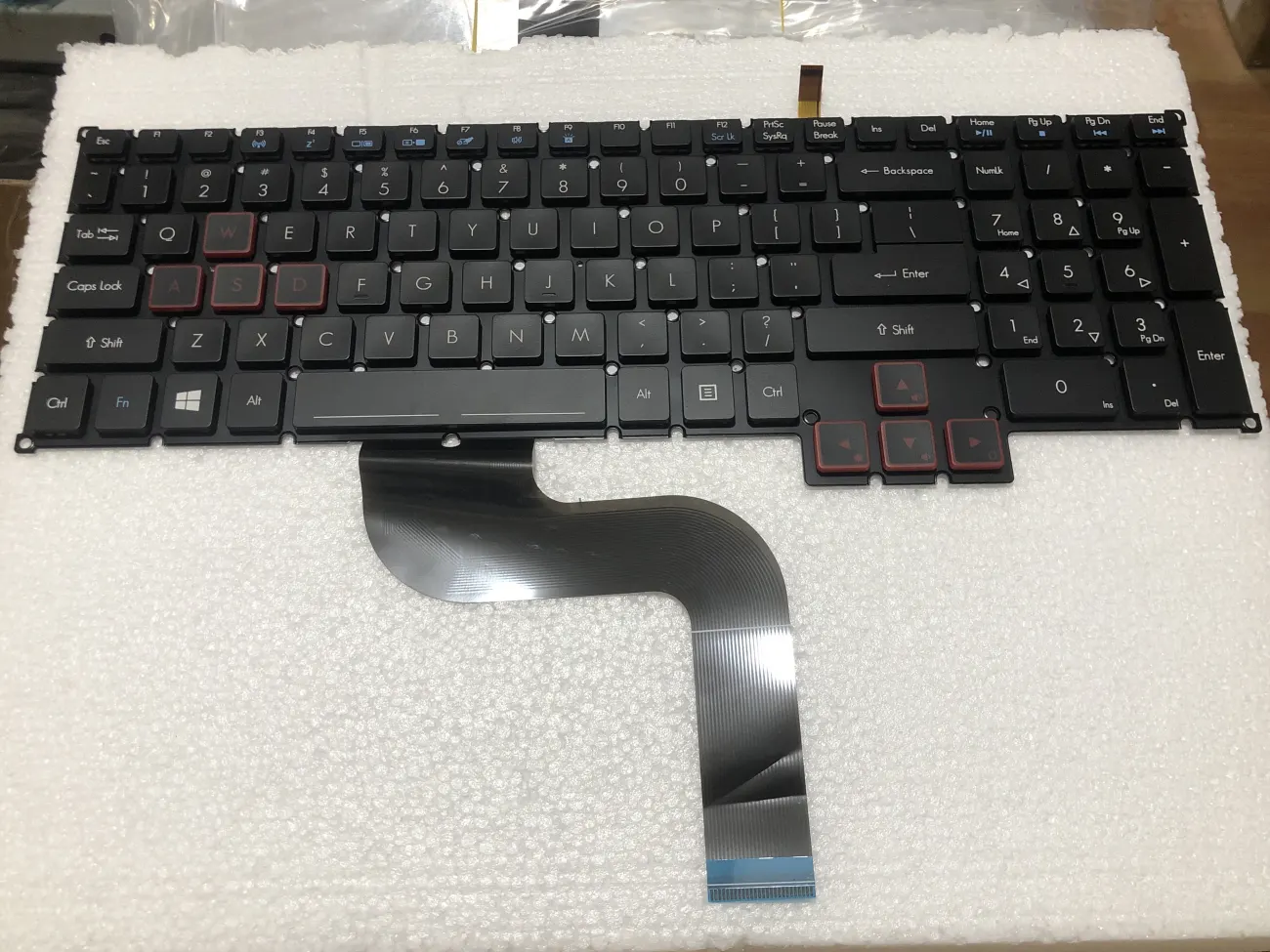 Bàn phím ACER PREDATOR 15 (CÓ ĐÈN) - Predator 15 17 G9-591, G9-592, G9-593, G9-791, G9-792, G9-793 mặt sau