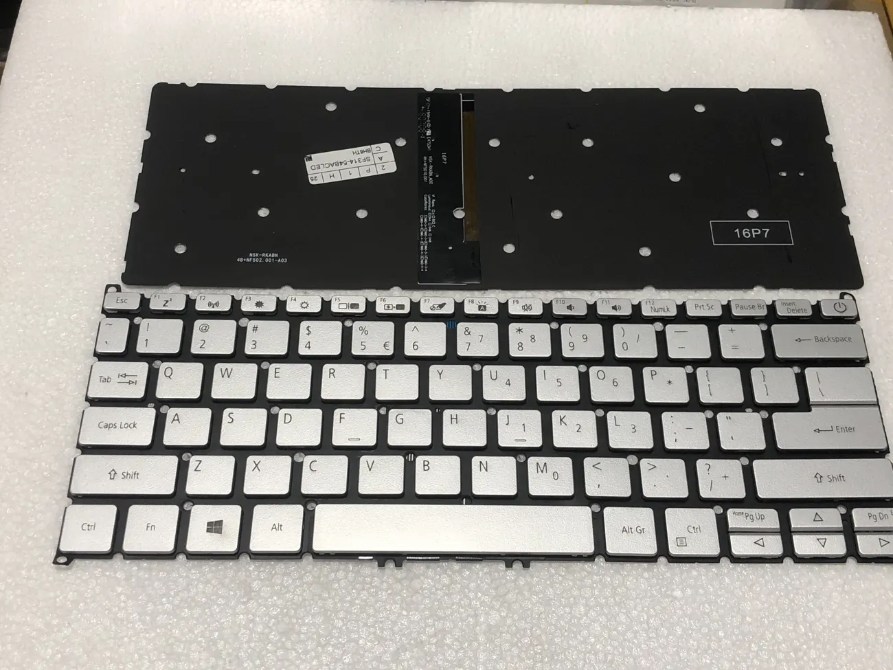 Bàn phím ACER SF114, SF314-54 SF313-52 BẠC CÓ NÚT NGUỒN (CÁP THẲNG) CÓ ĐÈN =>Swift SF114-31, SF114-32, SF314-41, SF314-54 mặt trước