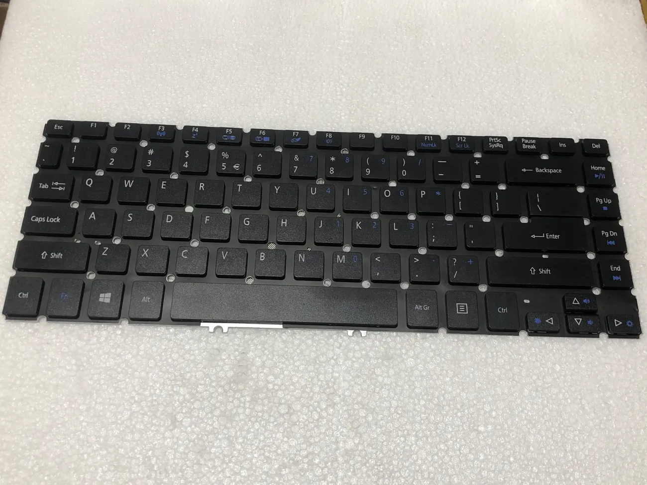Bàn phím Acer Aspire V5-473 V5-473G V5-473P V5-473PG V5-472PG ( khác V5-471 ở phím mũi tên  ) mặt trước