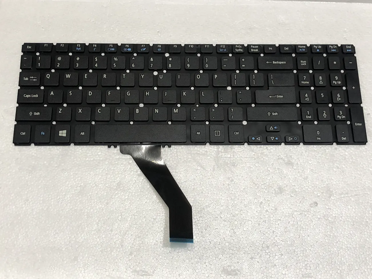Bàn phím ACER V5-531 571 Zin  =>Aspire V5 V5-531, V5-551, V5-571, V5-573, M3-580, M3-581, M5-581, M5-582, M5-583, VN7-571, VN7-591 mặt trước