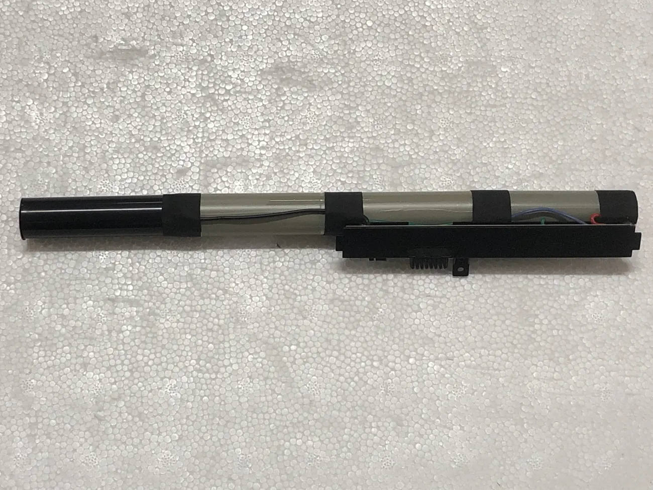 Pin Acer Z1401 mặt sau