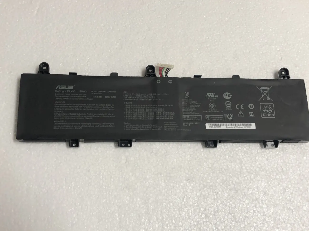 PIN ASUS FA506 C41N1906 (ZIN) - 4 CELL *CÁP NGẮN 3CM* - Asus TUF A15 FA506 FA566 FX506 FX566, TUF A17 FA706 FA766 FX706 FX766, TUF506 TUF566 TUF706 TUF766, ROG Zephyrus Duo 15 GX550, ROG Zephyrus Duo 15 SE GX551, C41N1906 mặt trước