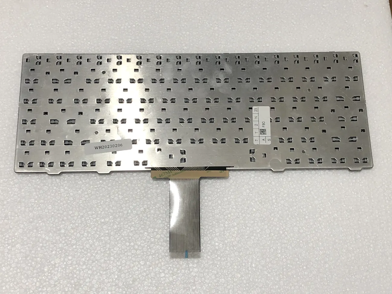 Bàn phím asus F80/X83, F80, F80s, F80CR, F80Q, F80L, X82, X85, X88, F81, F81s, F83SE, N80, N80VC, X80, A8H mặt sau