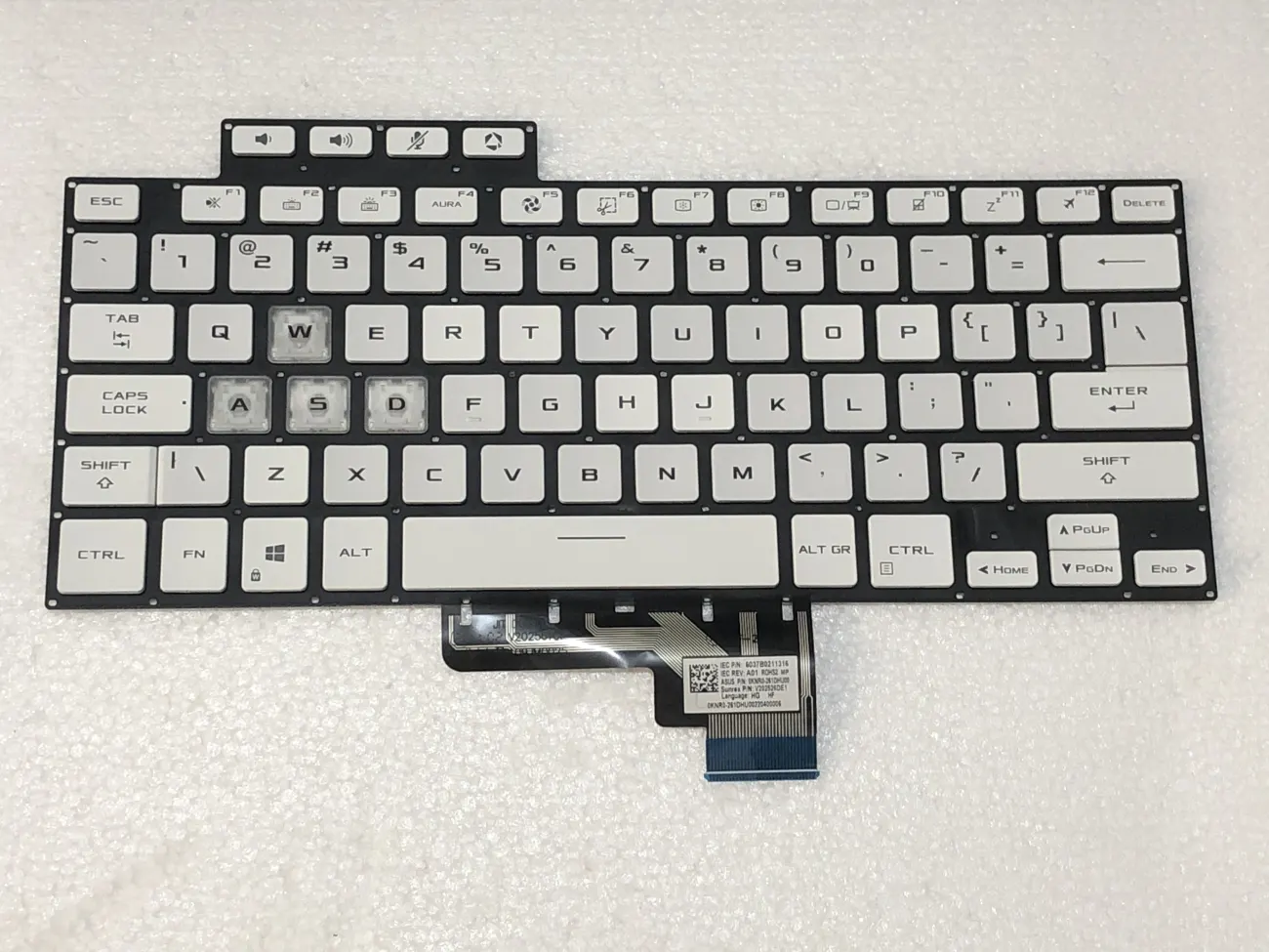 Bàn phím Asus TUF Dash F15 FX516  TRẮNG CÓ ĐÈN FX516P FX516PC FX516PR FX516PM mặt trước