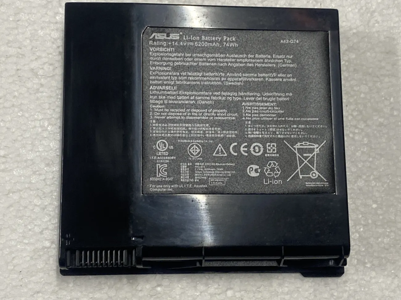 Pin ASUS G74 A32-G74 (ZIN) - 8 CELL mặt trước