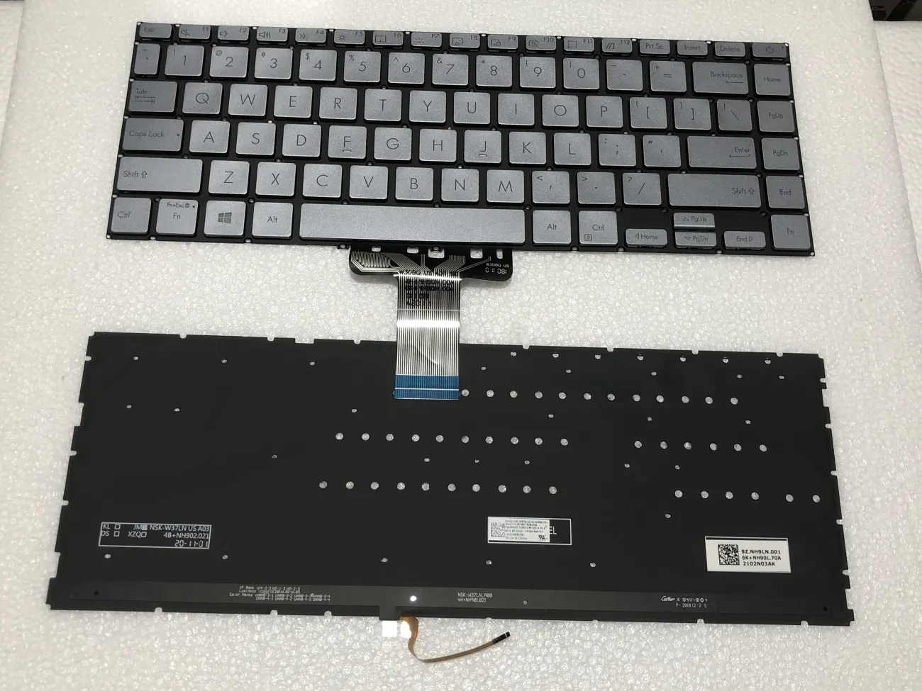 Bàn phím ASUS Q407 bạc LED mặt trước