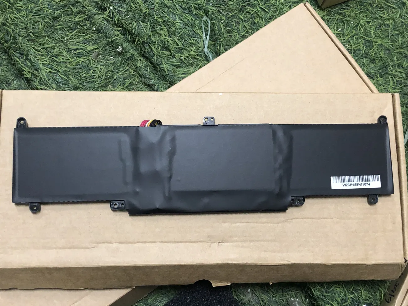 Pin Asus TP300 C31N1339 mặt sau