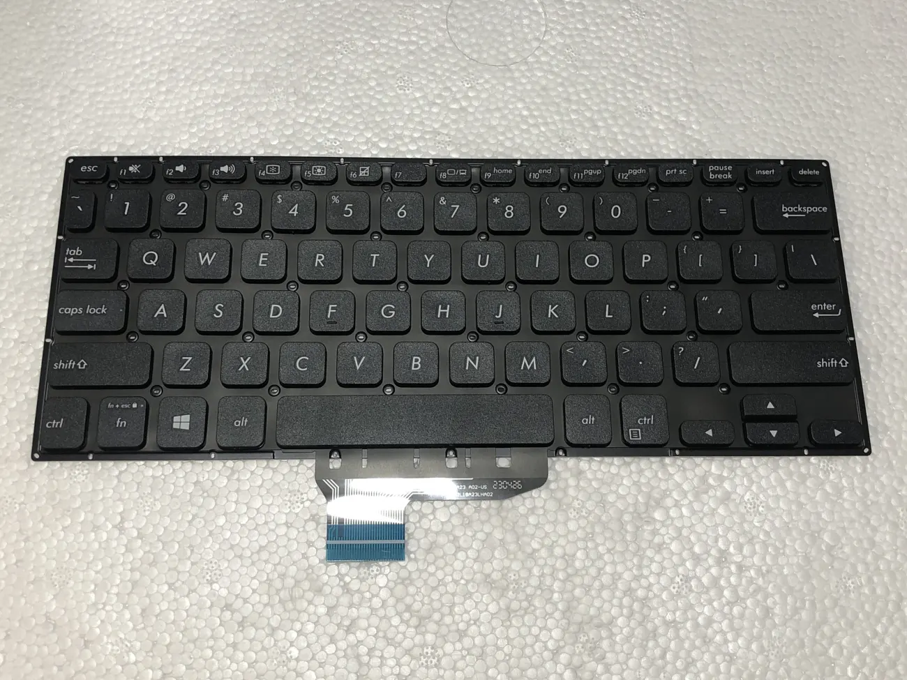 Bàn phím ASUS TP412F mặt trước