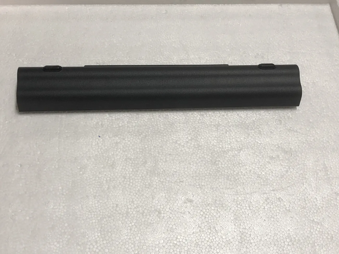 Pin ASUS U46 mặt sau