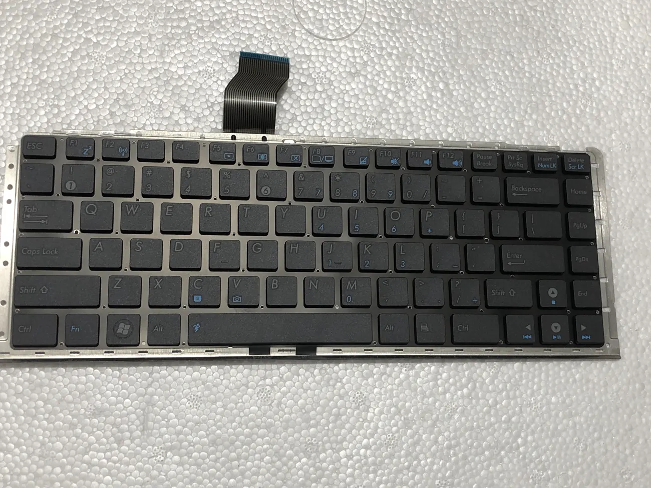 Bàn phím ASUS UX30 =>UX30 UX30S mặt trước
