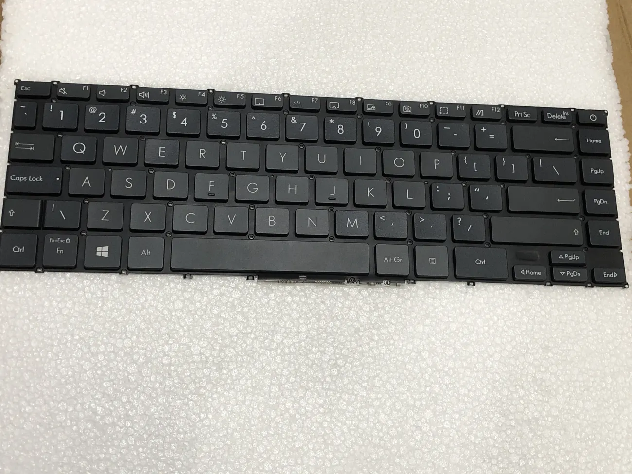 Bàn phím ASUS UX325 ĐEN có đèn mặt trước