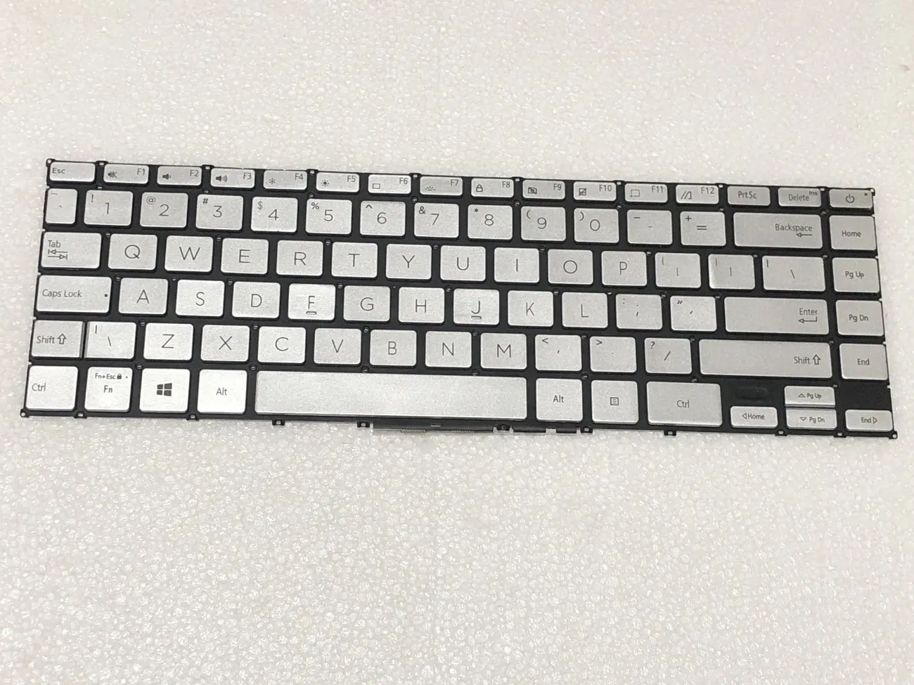 Bàn phím ASUS UX325 BẠC CÓ ĐÈN mặt trước