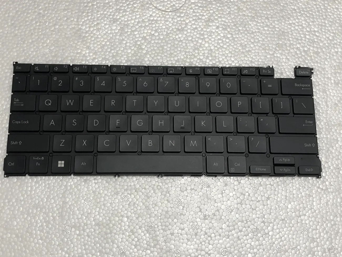 Bàn phím Asus Zenbook 14 OLED UX3402 UX3402Z UX3402ZA UX3402VA UM5302T UM3402 mặt trước