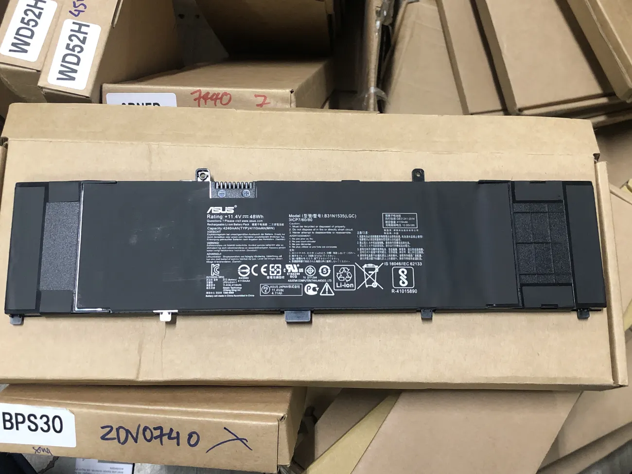 Pin ASUS UX410 (ZIN) - 3 CELL B31N1535 mặt trước