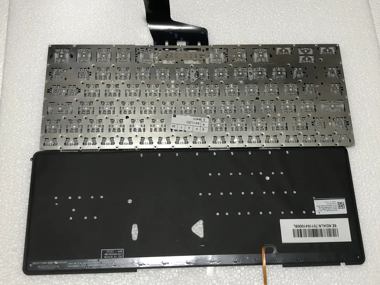 Bàn phím ASUS X411 LED mặt sau