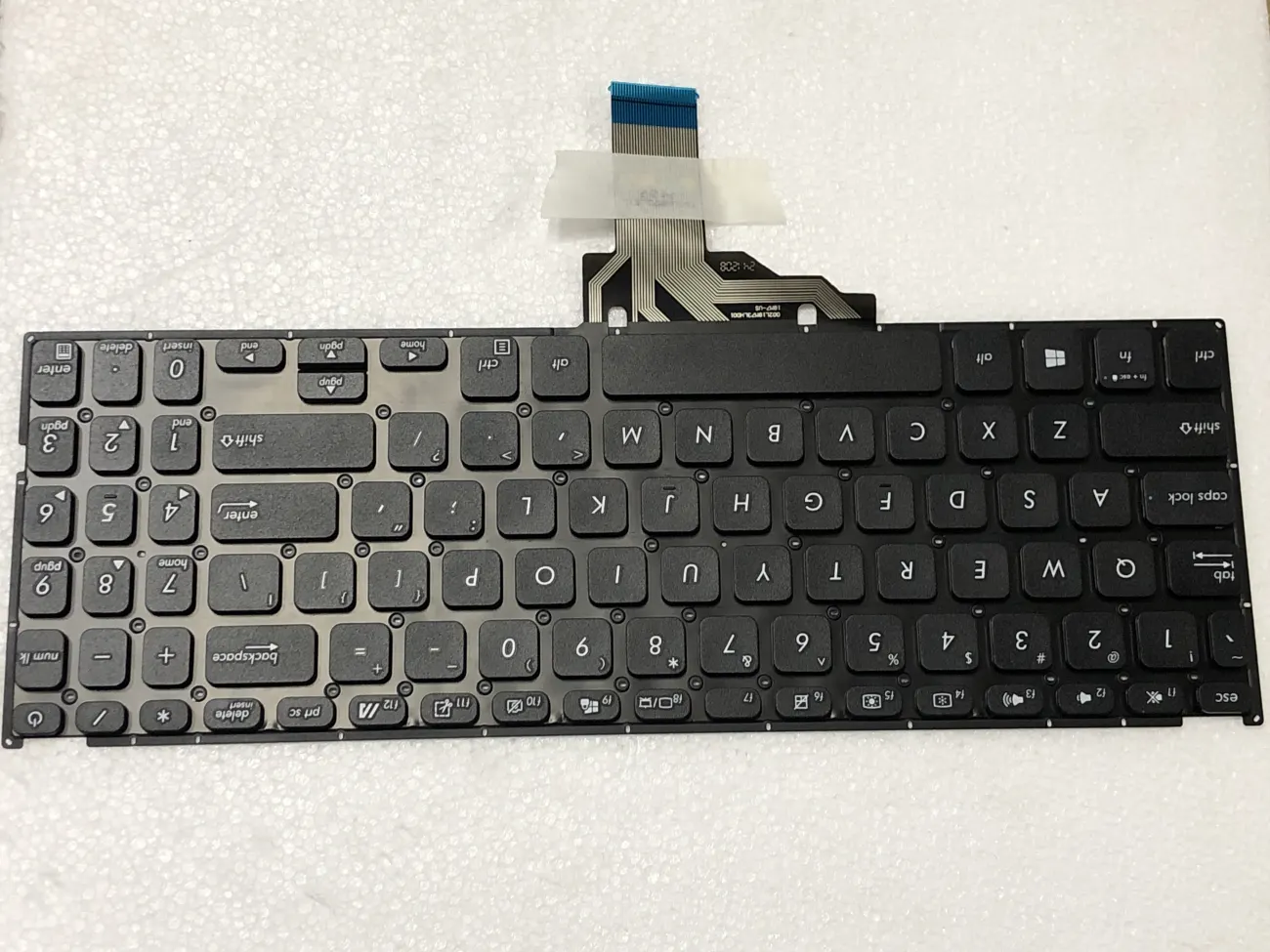Bàn phím ASUS X509 ĐEN ZIN =>VivoBook X509 X509FA
X509F X509FJ X509UA X509MA X509JA F509 F509JP
F509MA F509UB F509JB F509JA M509 Y5200F Y5000F
Y5200FB FL8700 mặt trước