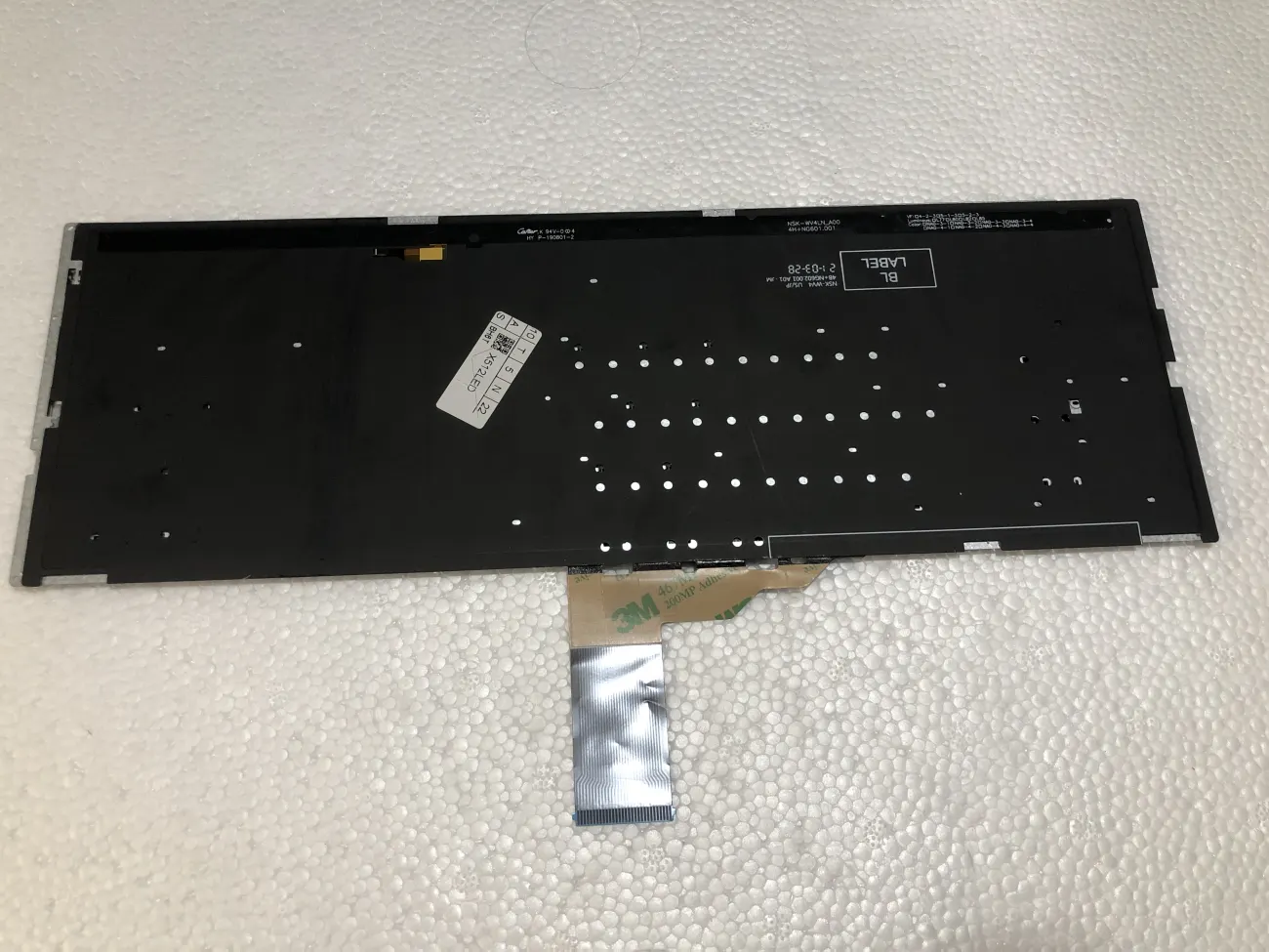 Bàn phím ASUS X512 đen led mặt sau