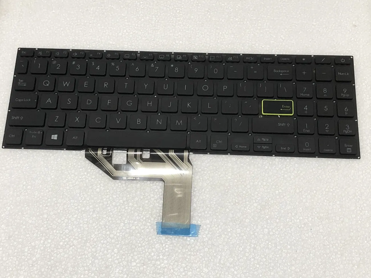 Bàn phím ASUS X513 đen mặt trước