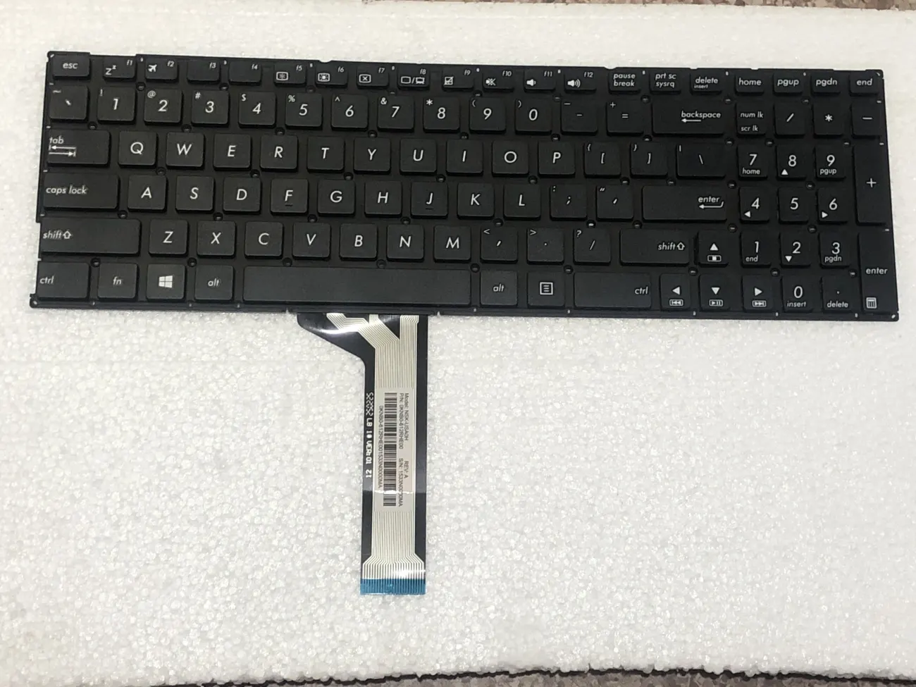 Bàn phím ASUS X551 (ZIN) =>D550 R506 R556 F553 F554 F555 TP550 K501 K555 X551 X553 X554 X555 X502 X502C X502CA S500 F502 V500 R511 mặt trước