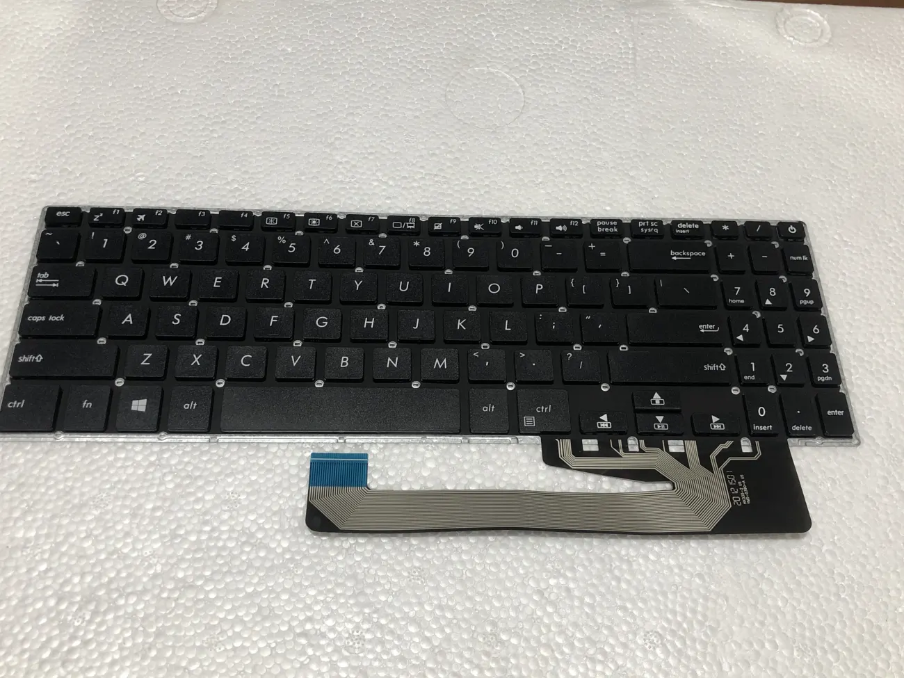 Bàn phím ASUS X560 F560 =>Vivobook X560 YX560 YX560UD X560UD F560 F560U mặt trước