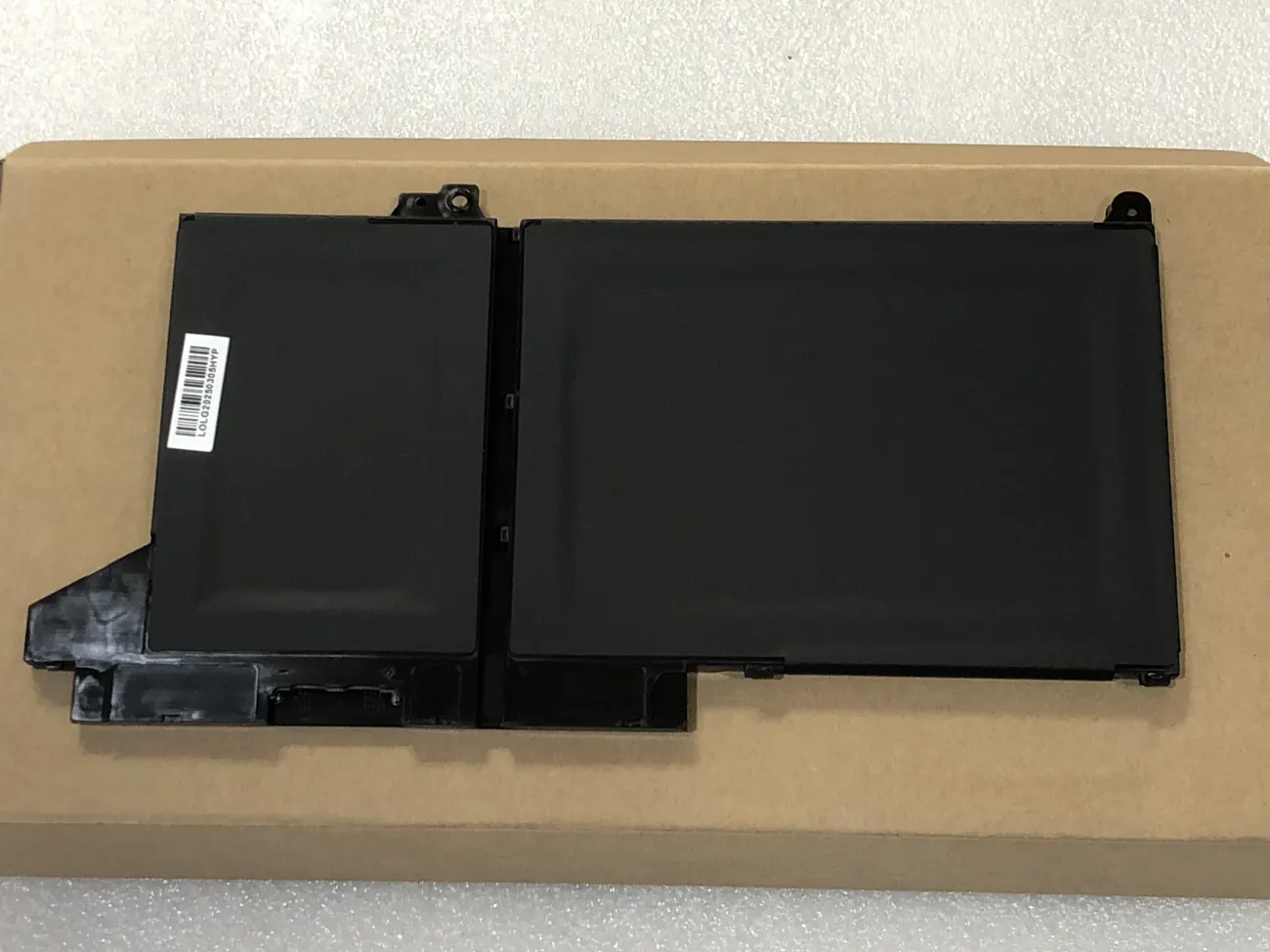 PIN DELL LATITUDE 7400 42WH 0G74G (ZIN) - 4 CELL *KO KÉN WH* - Dell Latitude 5300 7300 7400, 0G74G mặt sau