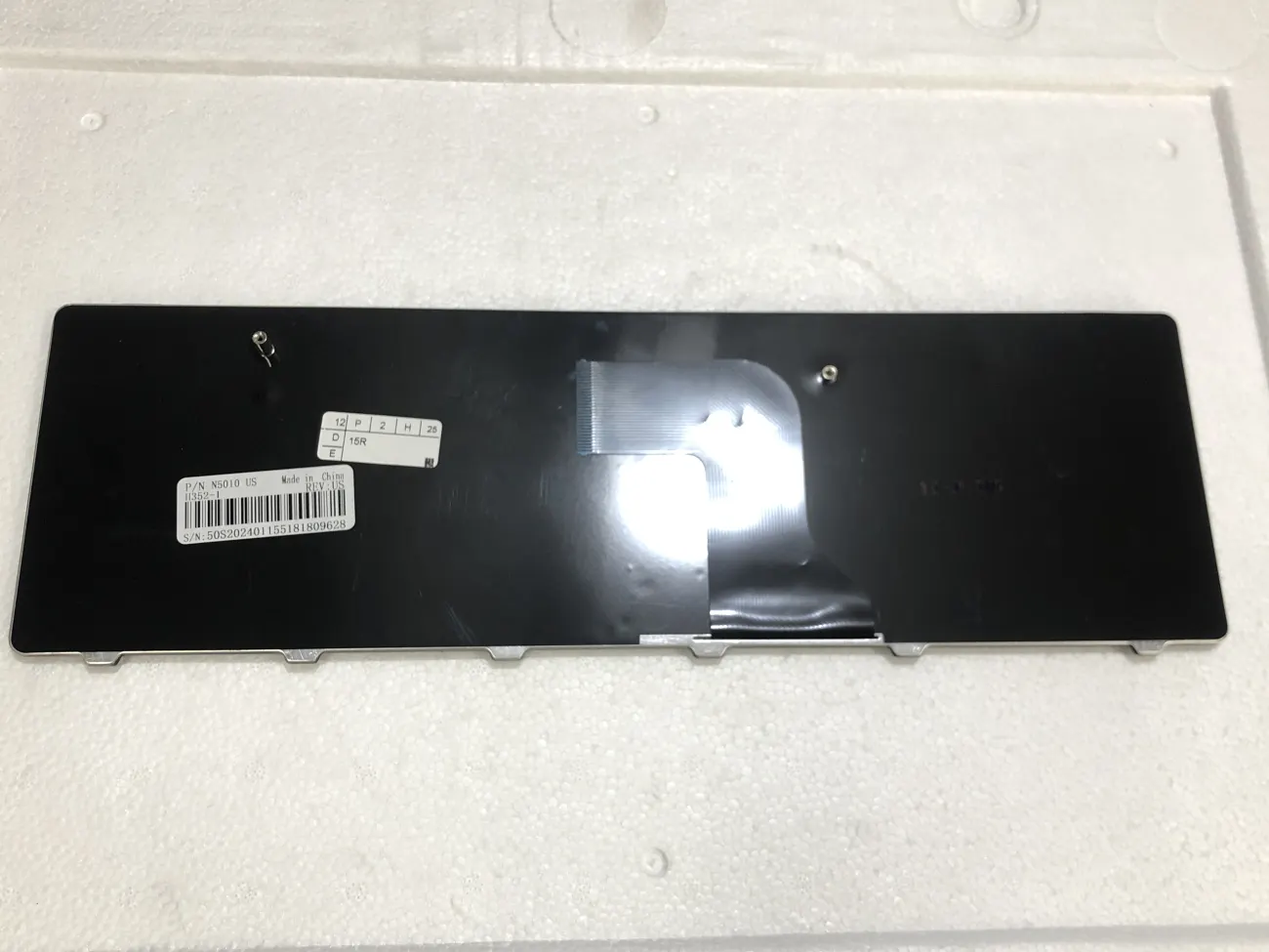 Bàn phím DELL 15R N5010 =>Inspiron 15 15R M5010 N5010 mặt sau