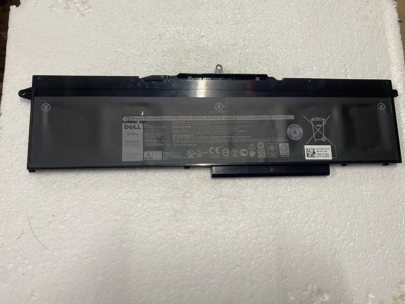 Pin laptop Dell Latitude 5401 5410 5411 5501 5510 5511, Precision 3541 3551 1FXDH 97WH (ZIN) – 6 CELL mặt trước