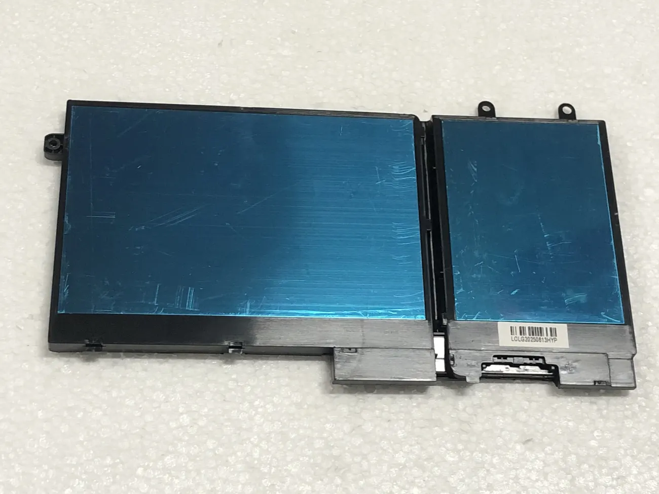 DELL 1V1XF Latitude 5400 5410 5500 5510 Precision 3540 3550 Inspiron 7590 7591 7791 42WH ZIN mặt sau