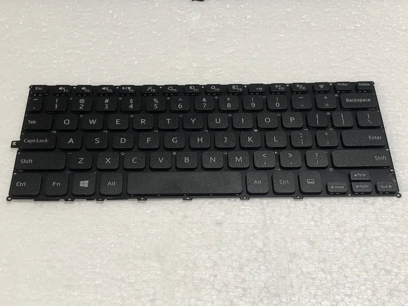 Bàn phím DELL 3135 3137 =>Inspiron 11-3000 3137 3135 3138 mặt trước
