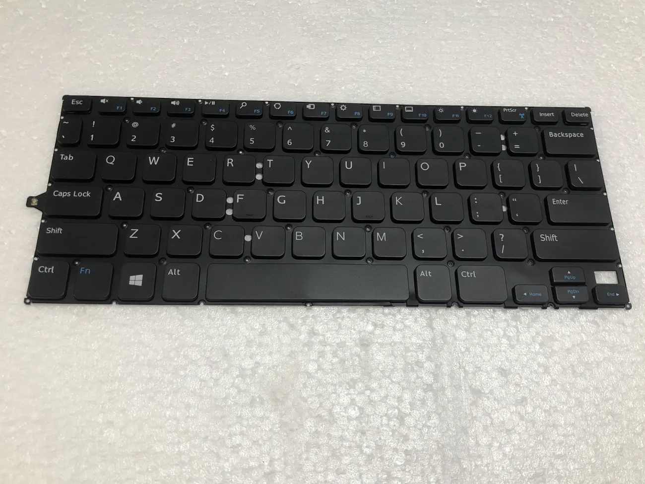 Bàn phím DELL 3147 (ZIN) =>Inspiron 11-3000 3147 3148 3152 3153 3157 3158 mặt trước