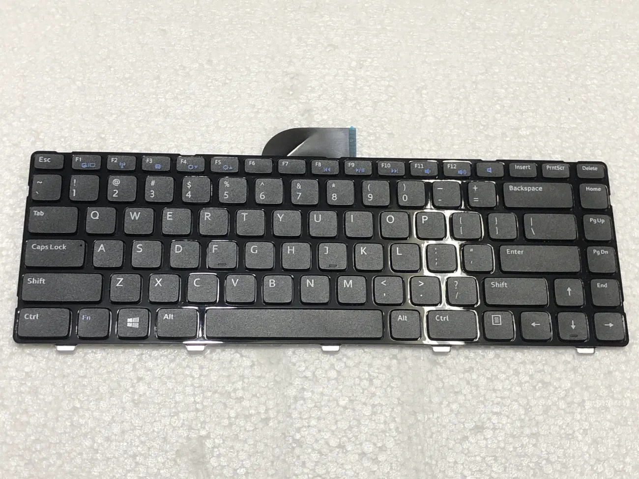 Bàn phím DELL 3421 5421 14R =>Inspiron 14 3421 14R 5421 3437 5437, Vostro 1528 2421 2518 2308 2418, Latitude 3440, 15Z-5523 mặt trước