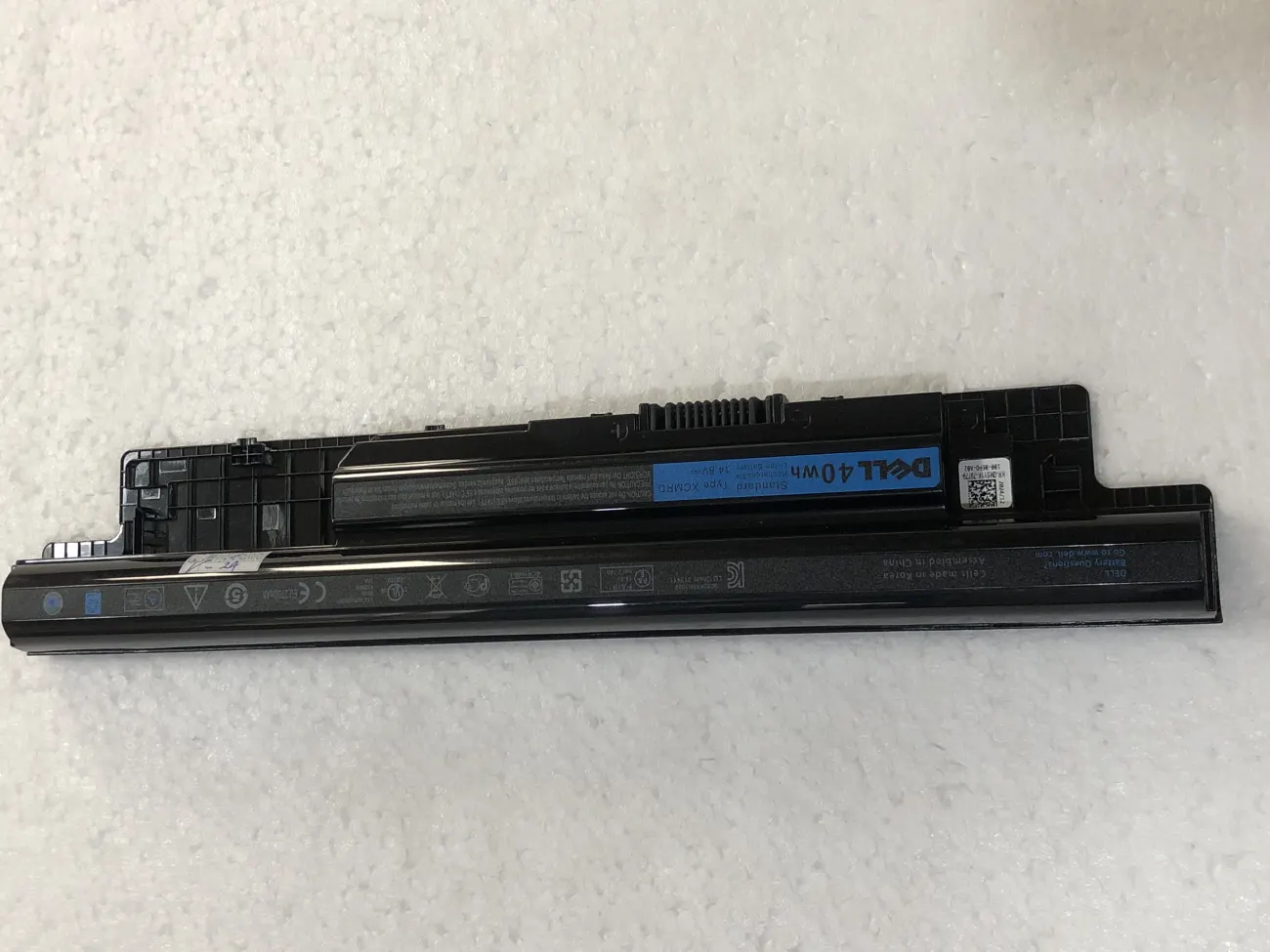 Pin Dell 3421 ZIN 4 CELL XCMRD mặt trước