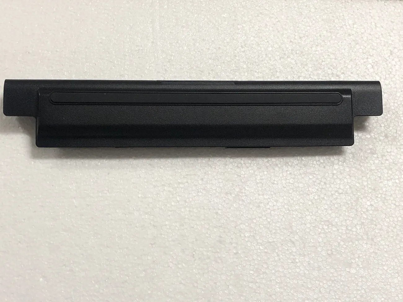 Pin Dell 3421 zin 6 CELL MR90Y mặt sau