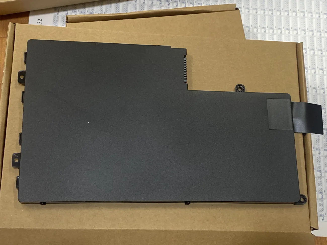 Pin DELL 3450 3550 TRHFF OEM mặt sau