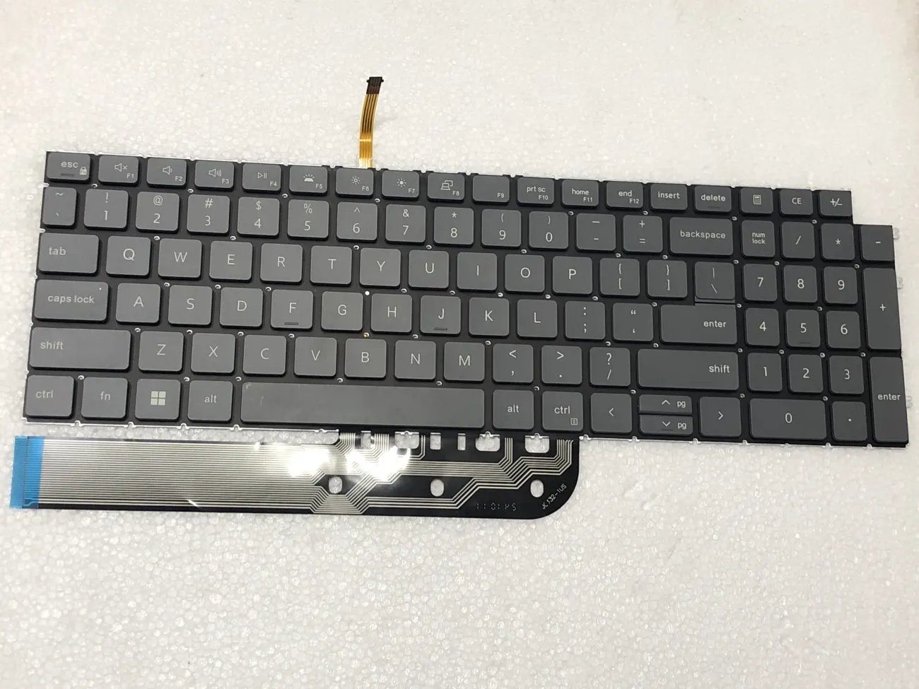DELL INSPIRON 3511 XÁM  Led =>Dell Inspiron 15 3511 3515 5510 5515 7510 16 7610 mặt trước