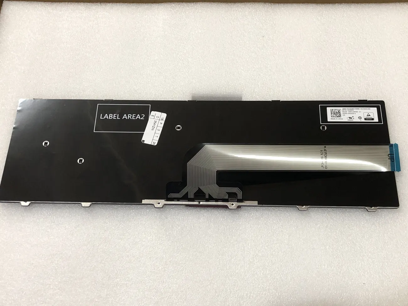 Bàn phím DELL 3541 3542 (ZIN) =>Inspiron 15-3000 3541 3542 3543 3547 3551 3552 3558 3559 3567 3557 3576, Inspiron 15-5000 5542 5543 5545 5547 5548 5558 5555 5551 5559 5576 5577 5755 5758 5759 7557 7559, Vostro 3546 3561 3562 3565 3568 3578, Latitude 3550 3560 mặt sau