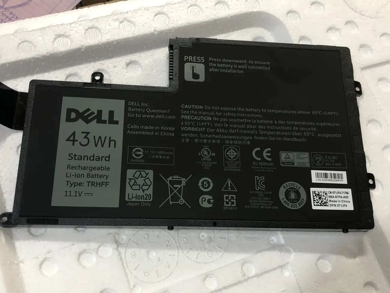 Pin Dell Inspiron 14-5447 15-5547 zin mặt trước