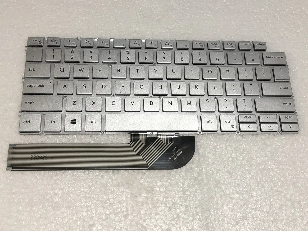 Bàn phím DELL VOSTRO 5490 7491 BẠC *NÚT LXTP NHỎ* =>Dell Vostro 5390 5391 5490 5491 5493 5498 7390 7391 7490 7491, Latitude 3301 3311 3410, Vostro 3400 (Gen 11) mặt trước