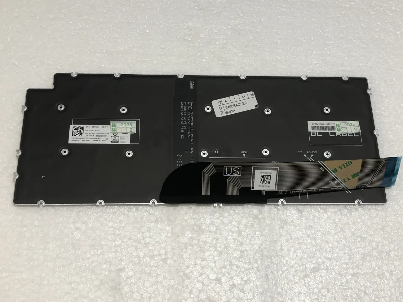 Bàn phím DELL VOSTRO 5490 7491 BẠC CÓ ĐÈN *NÚT LXTP NHỎ* =>Dell Vostro 5390 5391 5490 5491 5493 5498 7390 7391 7490 7491, Latitude 3301 3311 3410, Vostro 3400 (Gen 11) mặt sau