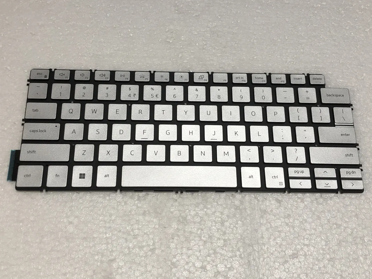 Bàn phím DELL VOSTRO 5490 7491 BẠC CÓ ĐÈN *NÚT LXTP NHỎ* =>Dell Vostro 5390 5391 5490 5491 5493 5498 7390 7391 7490 7491, Latitude 3301 3311 3410, Vostro 3400 (Gen 11) mặt trước