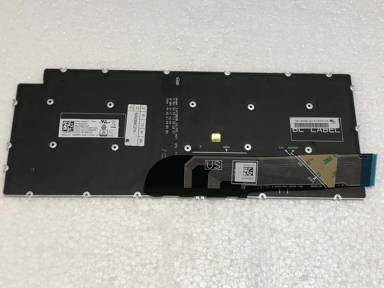 Bàn phím DELL VOSTRO 5490 7491 BẠC (ZIN) *NÚT LXTP NHỎ* =>Dell Vostro 5390 5391 5490 5491 5493 5498 7390 7391 7490 7491, Latitude 3301 3311 3410, Vostro 3400 (Gen 11) mặt sau