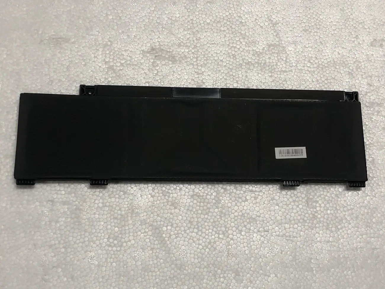 Pin DELL G3 3590 51WH M4GWP 266J9 (ZIN) - 3 CELL 5490 mặt sau