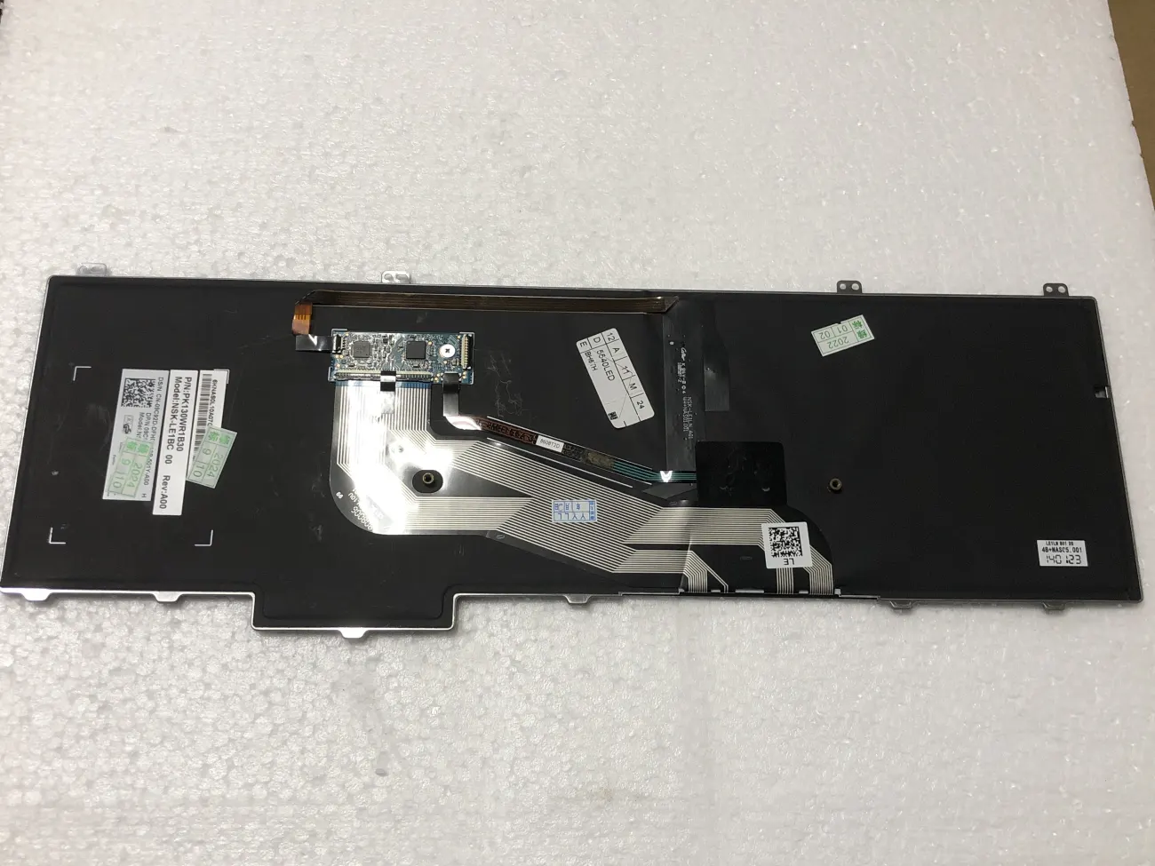 Bàn phím DELL E5540 (CÓ ĐÈN) - Latitude E5540 mặt sau