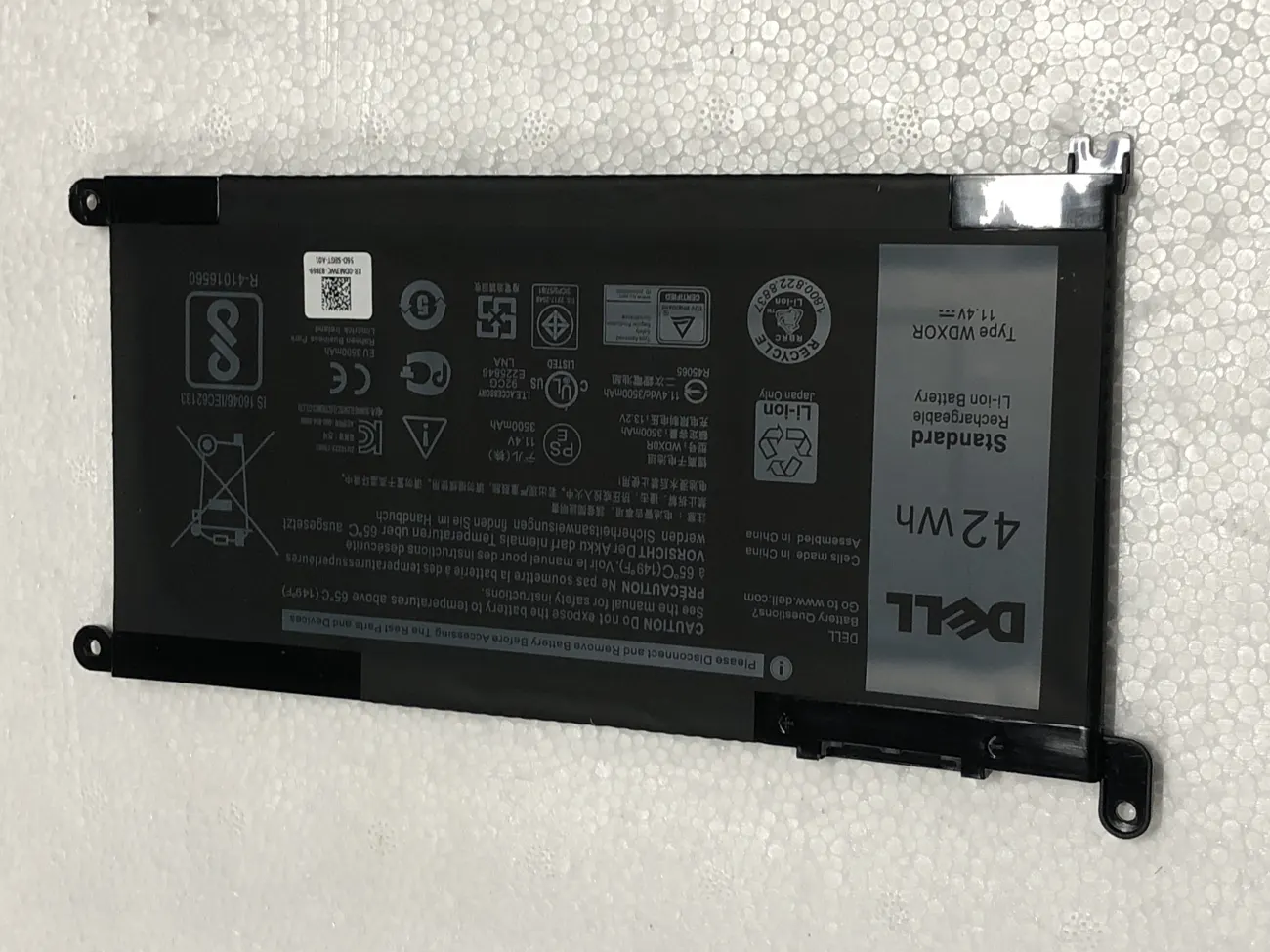 Pin Dell 5567 zin mặt trước